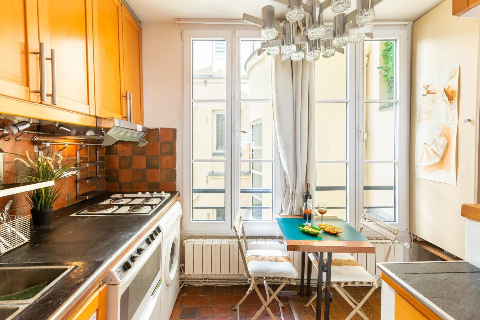 Apartment De 3 P, Baroque Et Vues Sur Toits Du Marais Paris