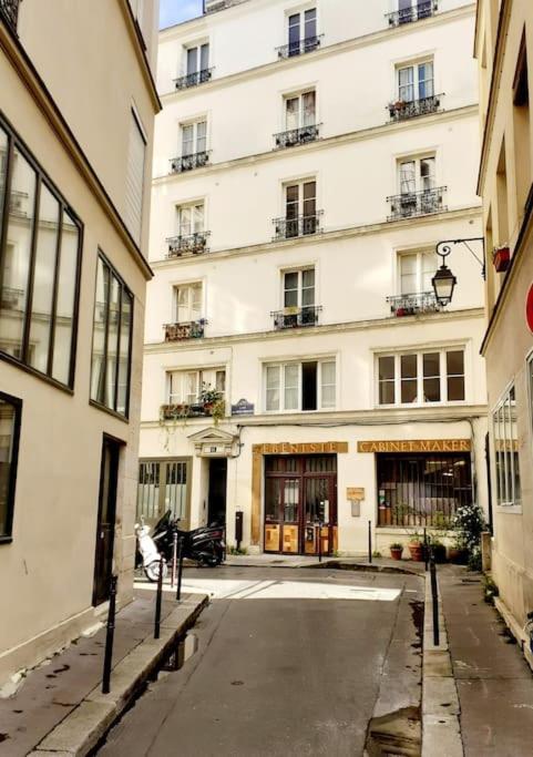 De 3 P, Baroque Et Vues Sur Toits Du Marais Apartment Paris